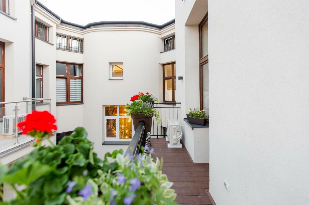 Kings Landing Apartament Краков Экстерьер фото